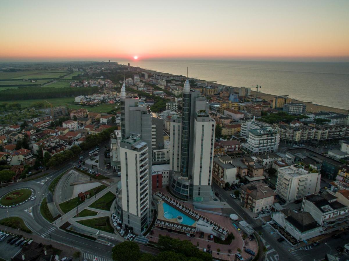 Апартаменти Semiramis Лідо-ді-Єзоло Екстер'єр фото